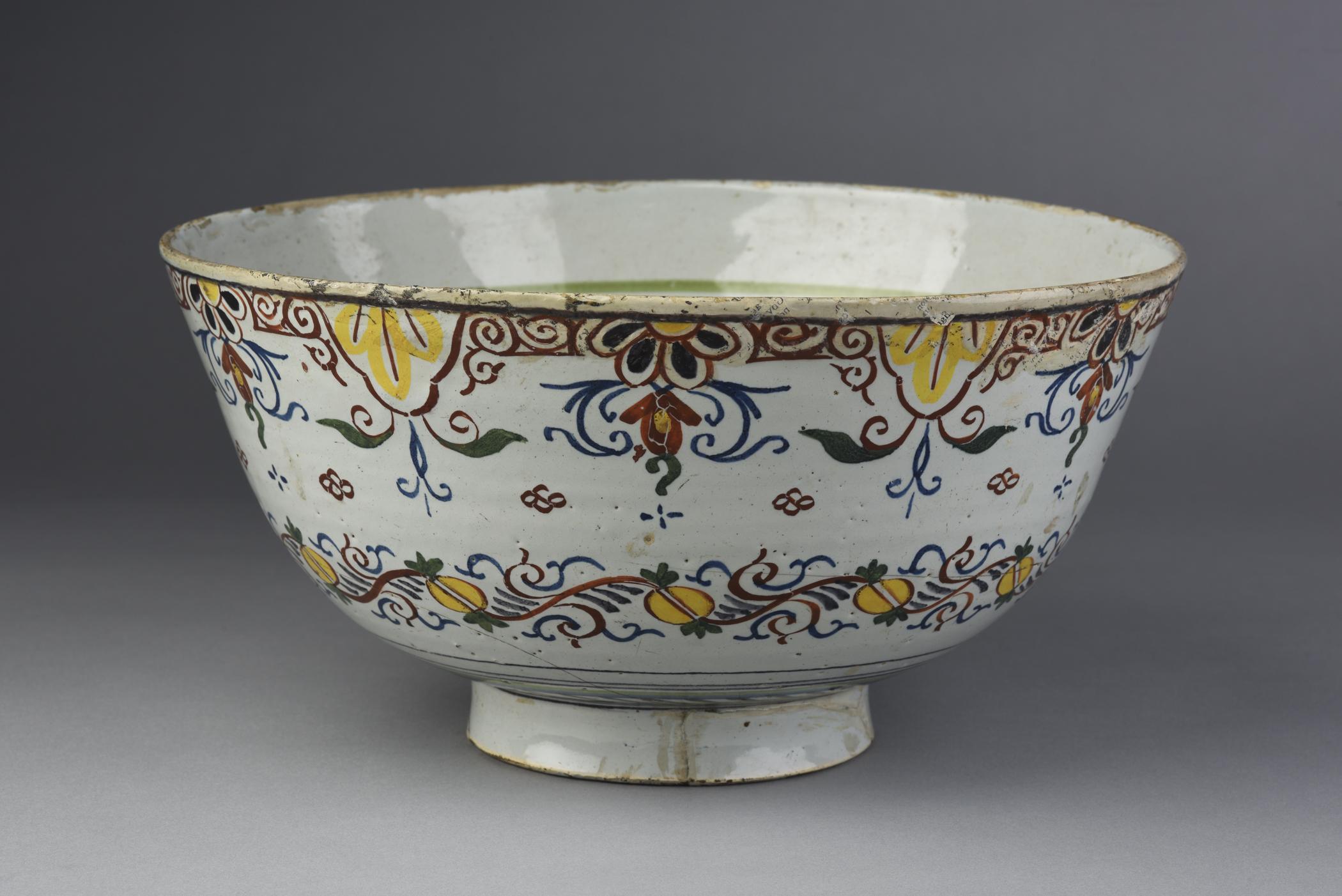 2016.0034.008 Bowl, view 1