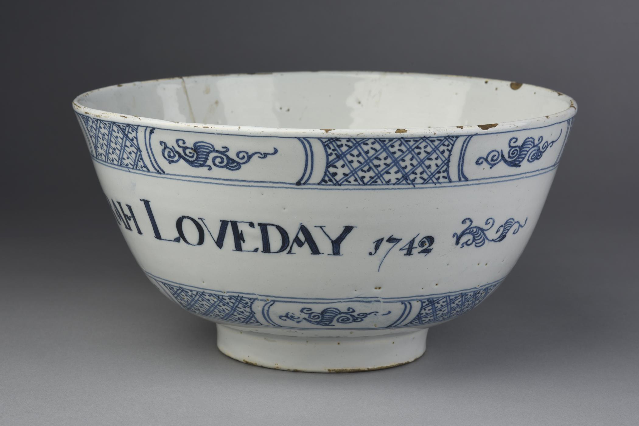 2016.0034.014 Bowl, view 3
