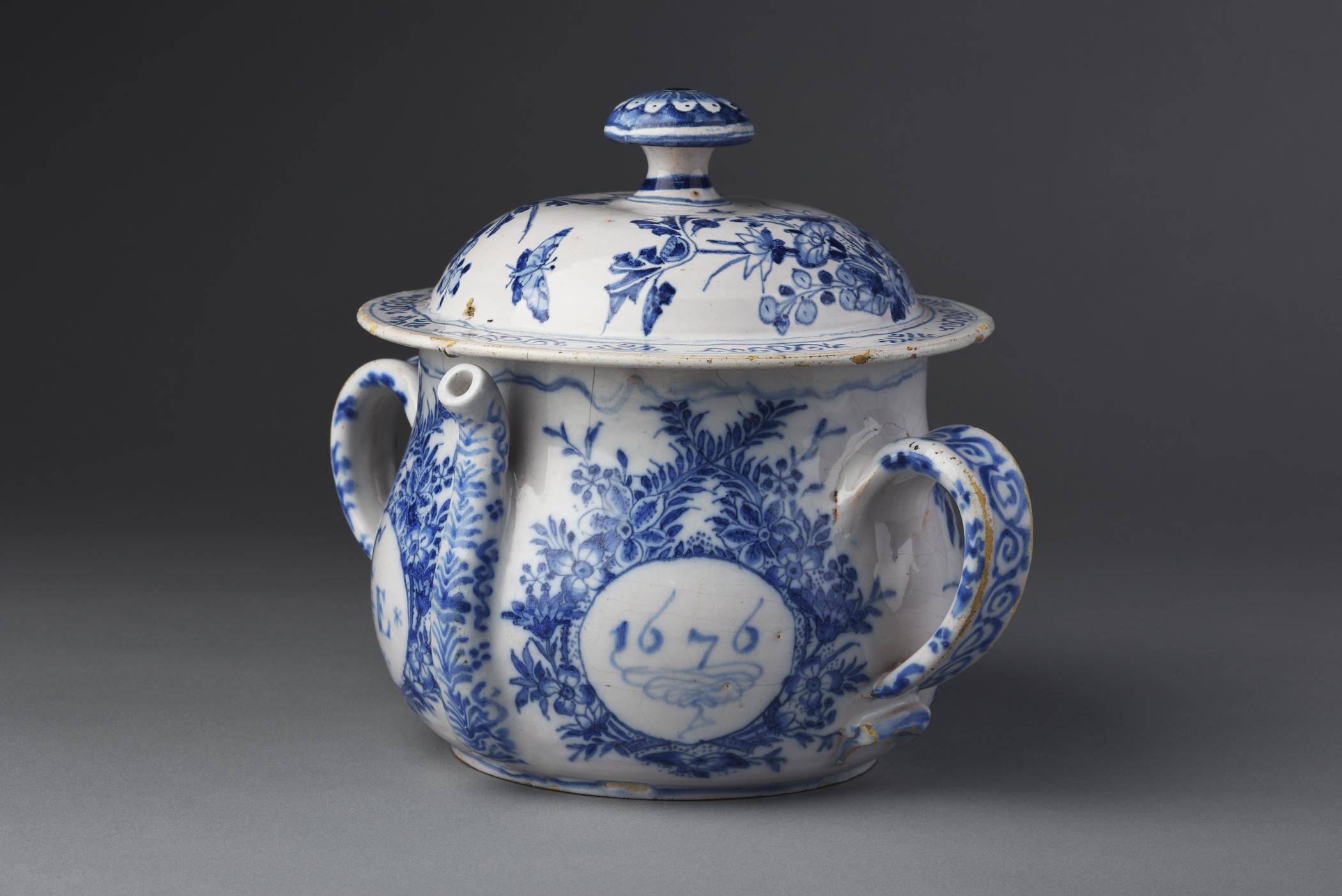 2016.0034.015 A, B Posset pot, view 1