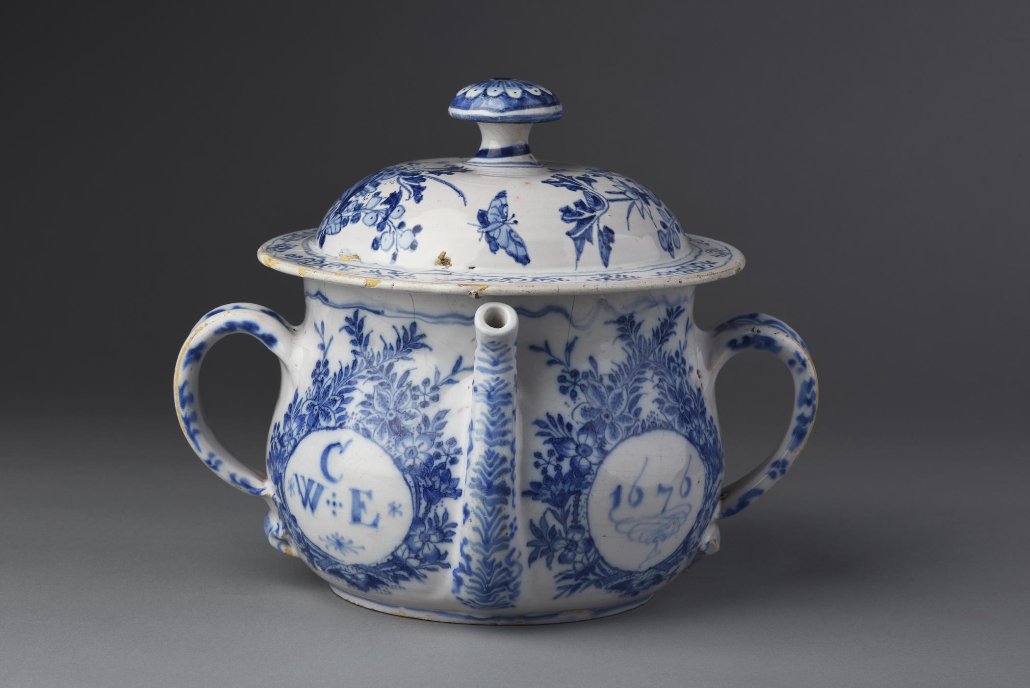 2016.0034.015 A, B Posset pot, view 2