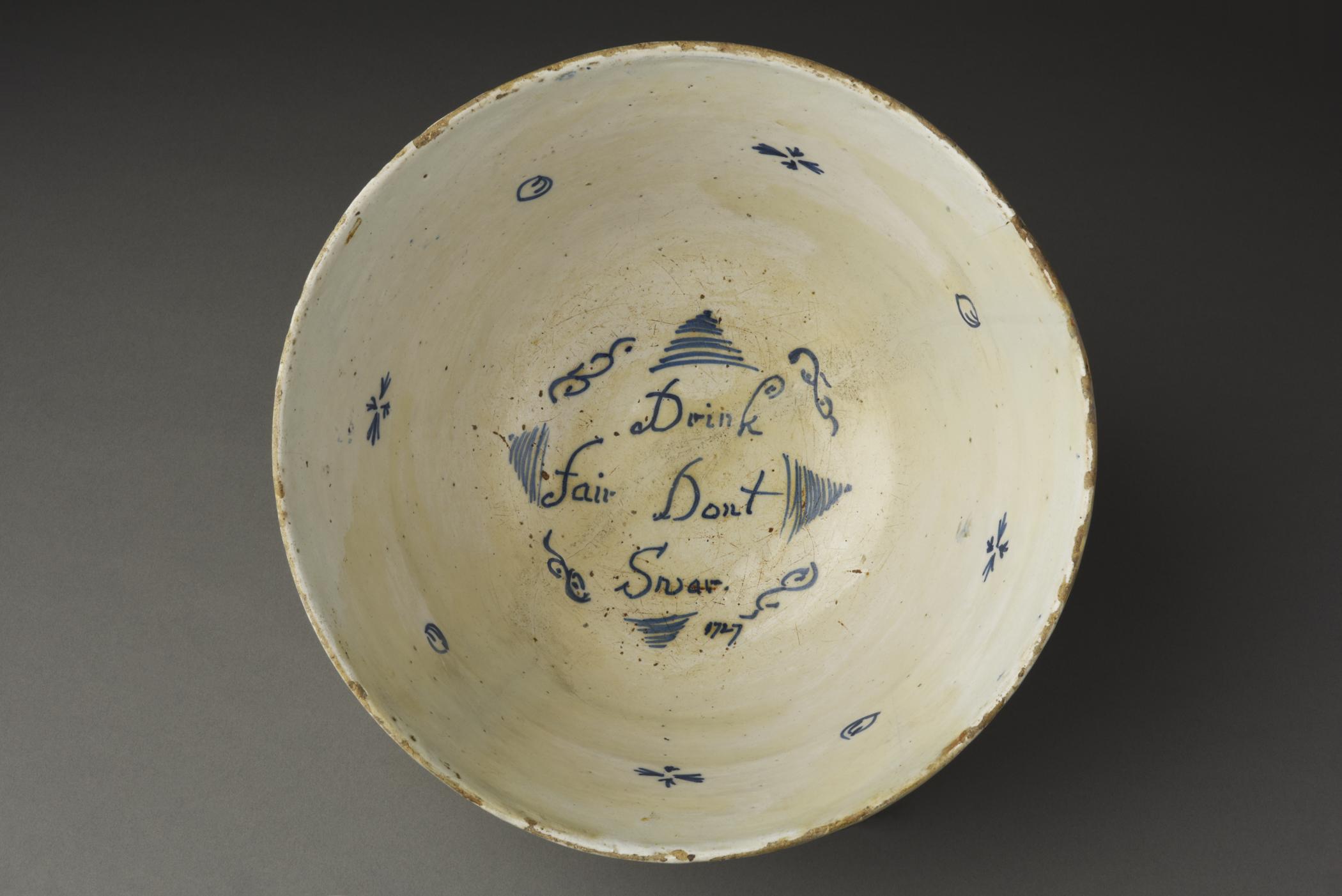 2016.0034.024 Bowl, view 3