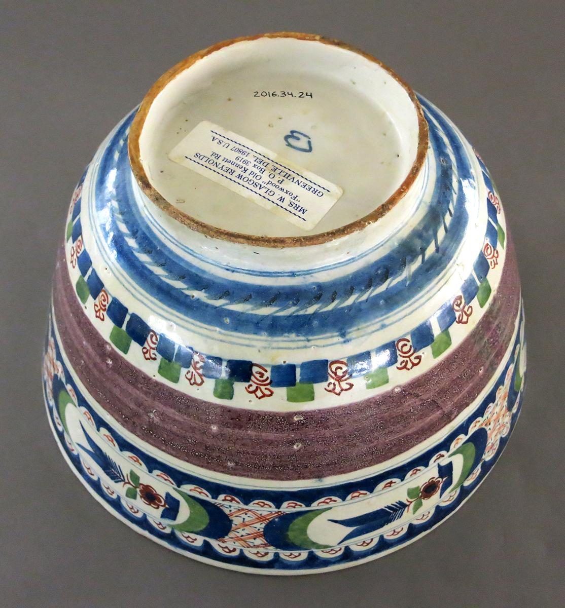 2016.0034.024 Bowl, Punch bowl bottom