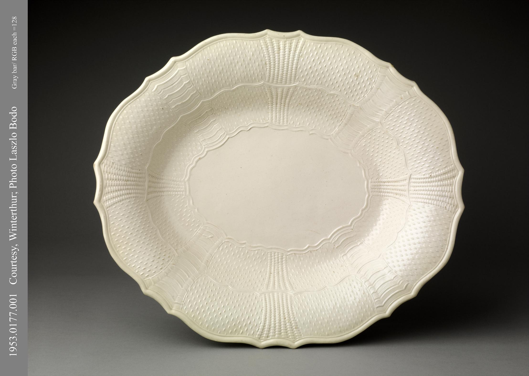 1953.0177.001 Dish