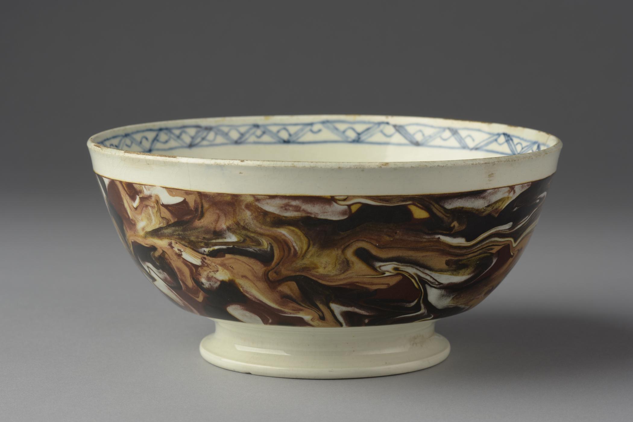 2015.0036 Bowl, view 1