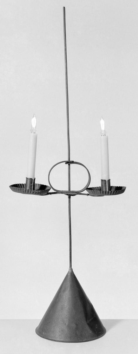 1959.1499 Candlestand