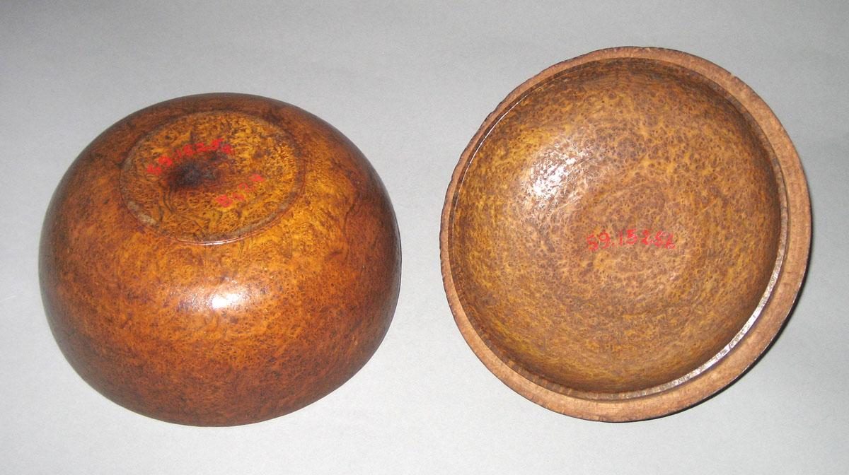 1959.1525 A, B Bowl (bottom)