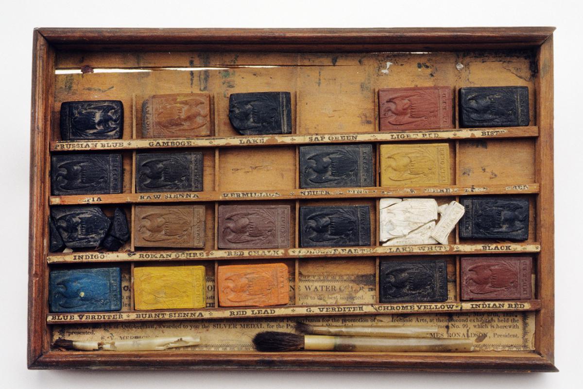1959.1532 A  Artist's Box, View 3