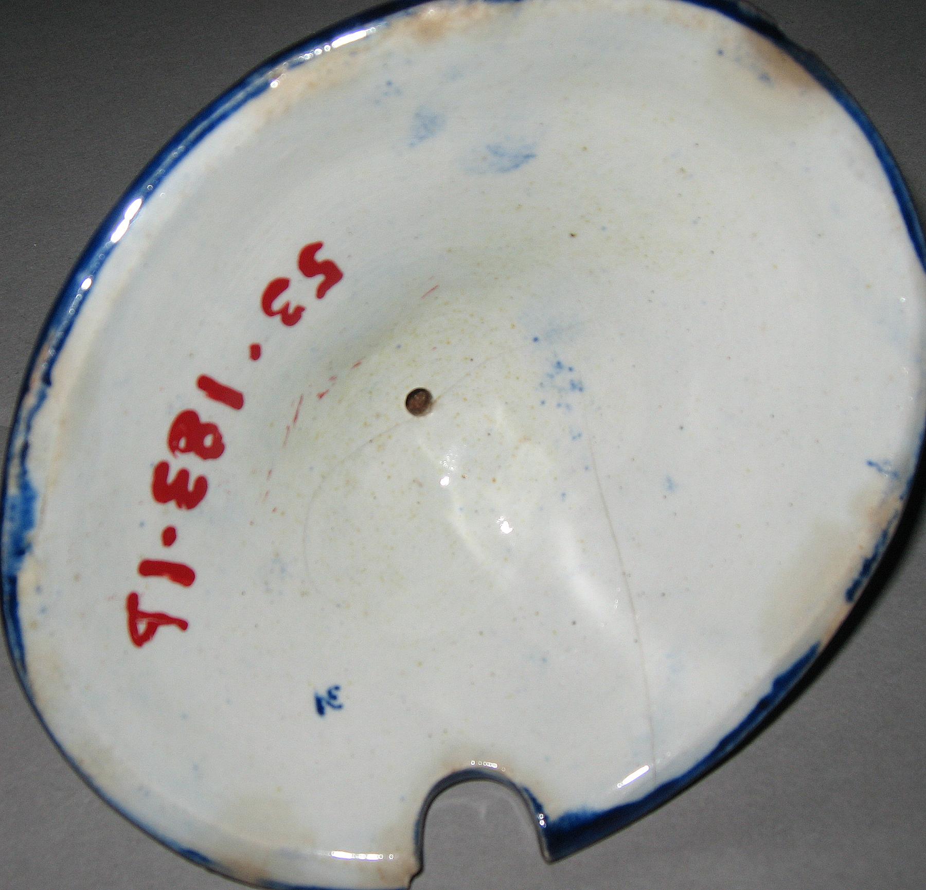 1953.0183.001 B Tureen (mark)