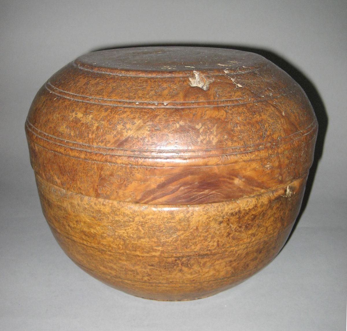 1959.1538 A, B Bowl