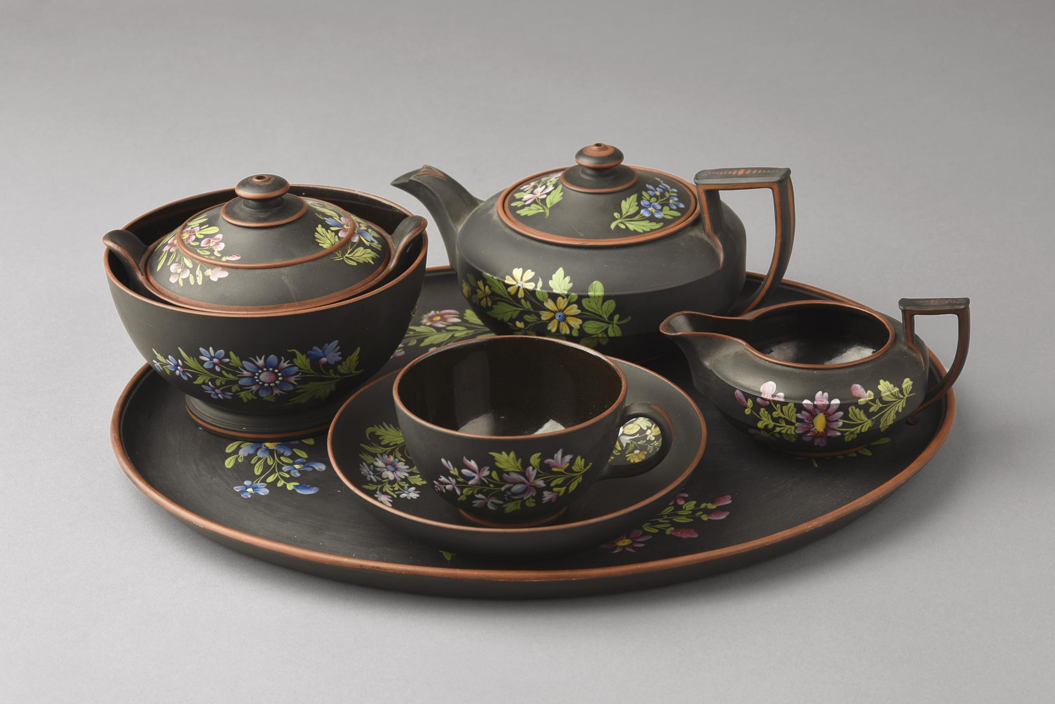 2015.0040.004 Bowl, .002 A, B Sugar bowl, .001 A, B Teapot, .003 Jug, .005 A, B Teacup and Saucer, .006 Tray, view 1