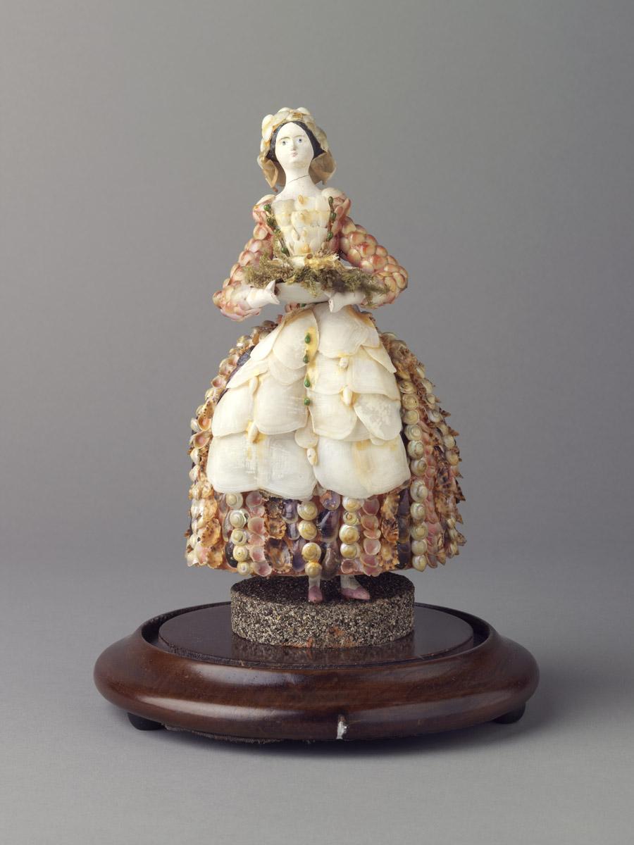 1959.1591 Figure of a woman without case