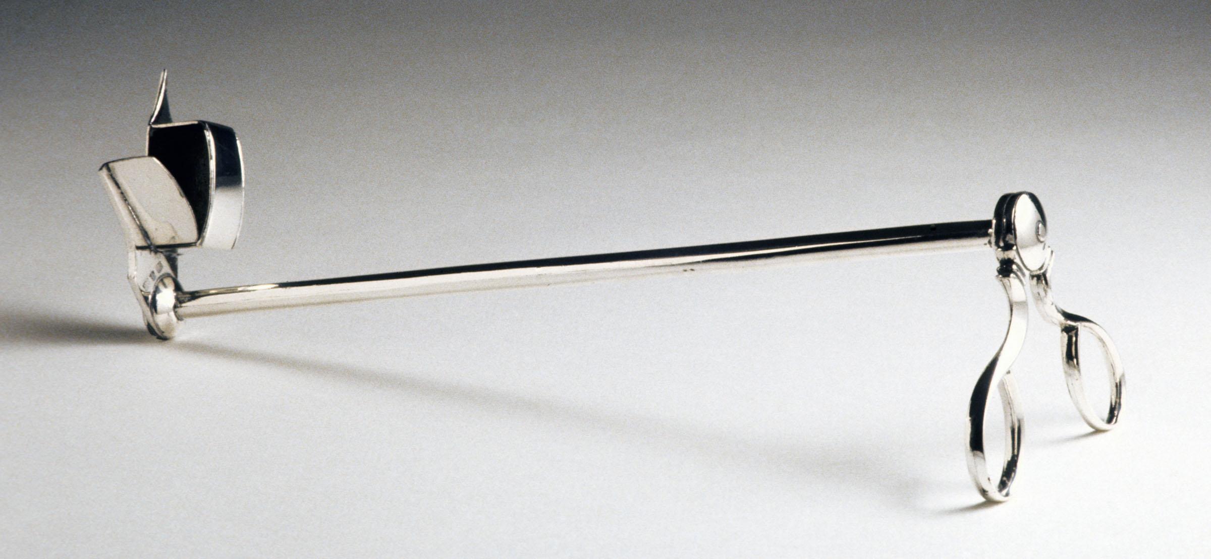 1959.1594 Snuffer, view 2