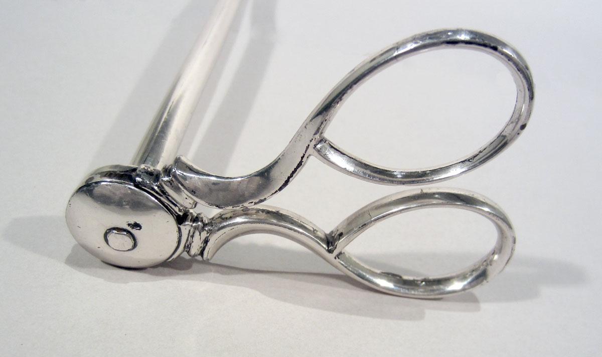 1959.1594 Snuffer detail 2