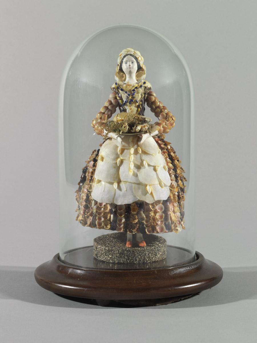 1959.1596 Figure of a woman