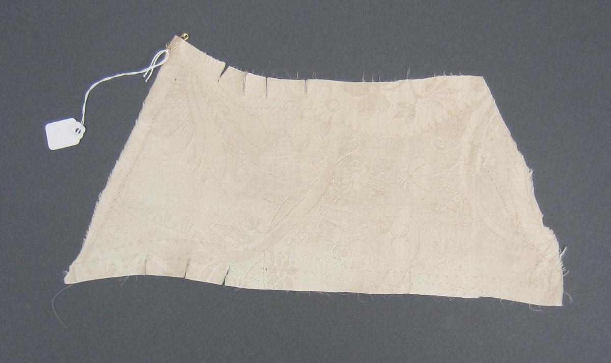1969.4835 U Ex dress, View 1