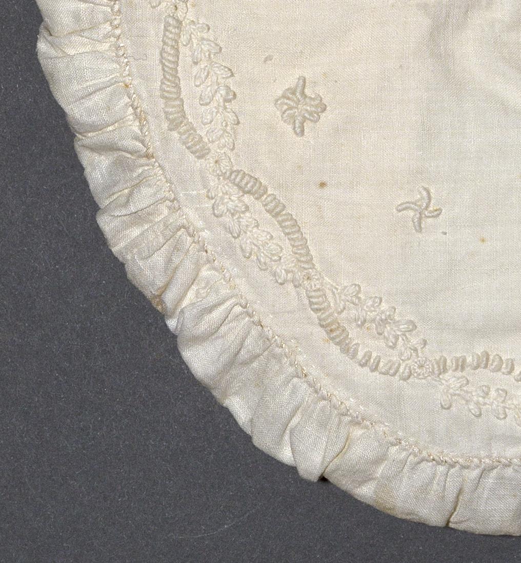 1959.1607 Purse, Detail 2