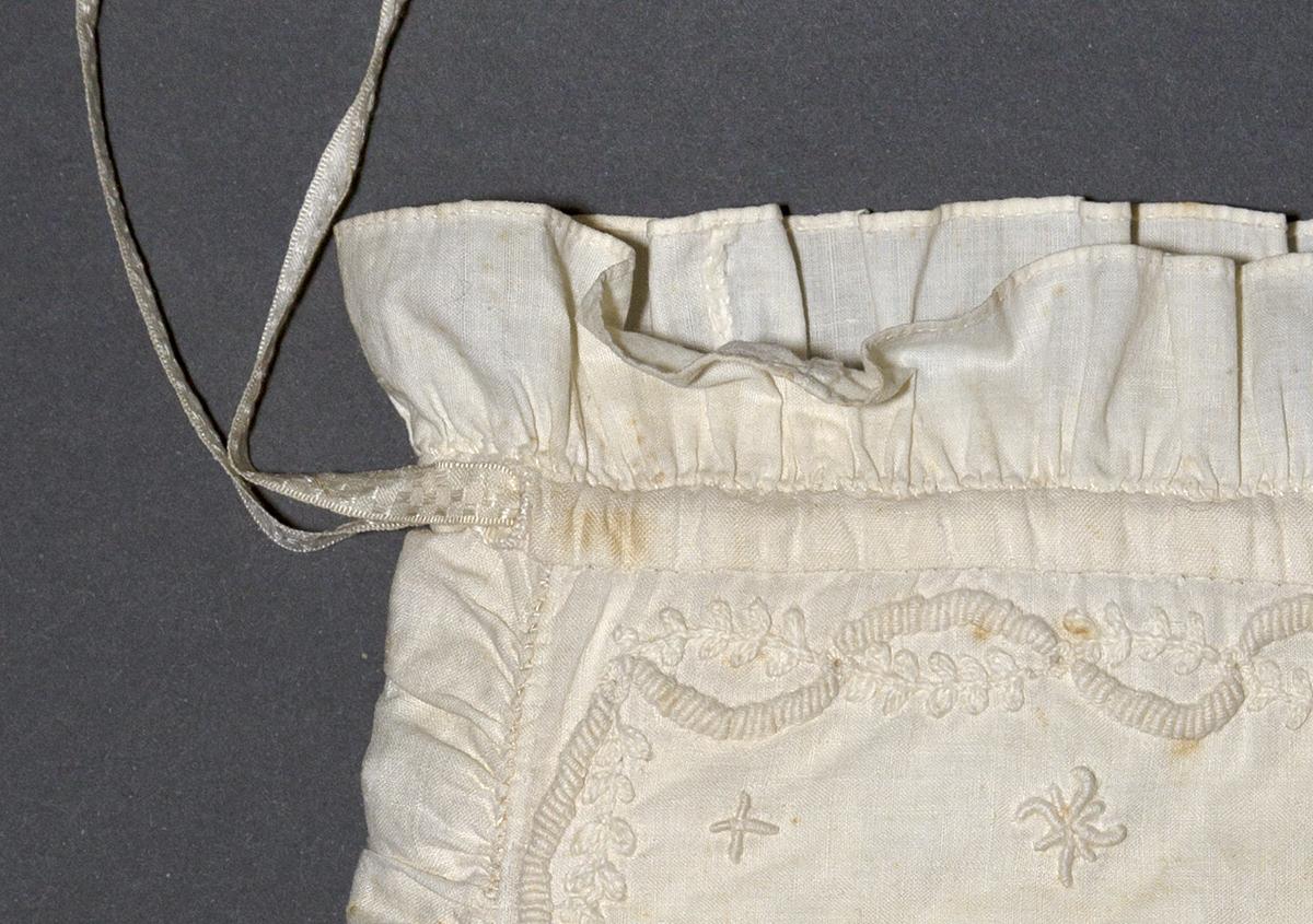 1959.1607 Purse, Detail 3