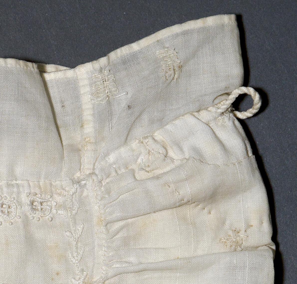1959.1608 Purse, Detail 3
