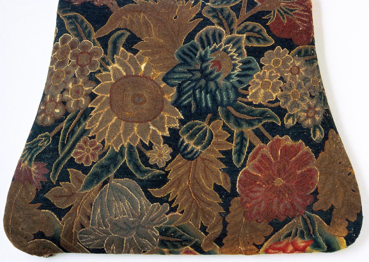 1969.5687 B Slip seat, A Slip seat cover, view 2