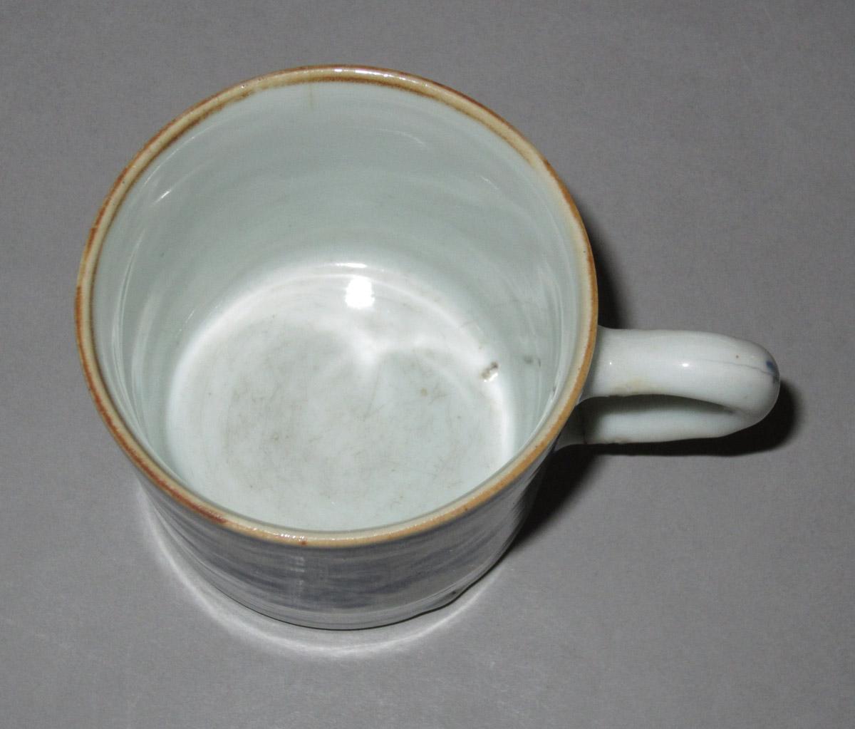 2016.0030.004 Mug top