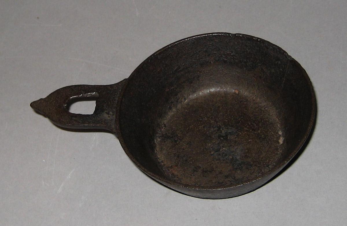 1959.1631 Porringer