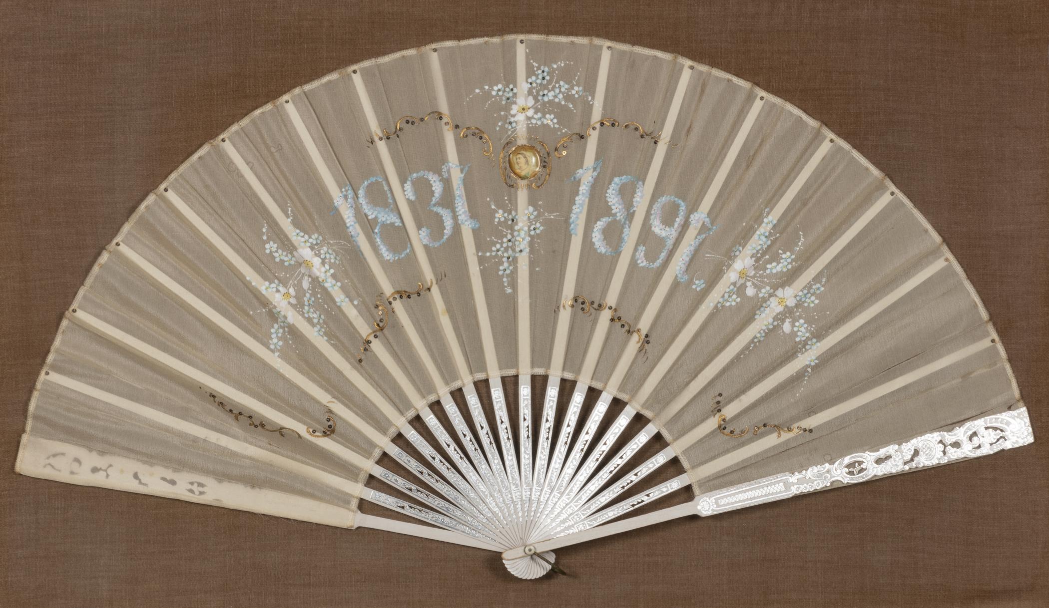 2016.0035 Fan, view 1
