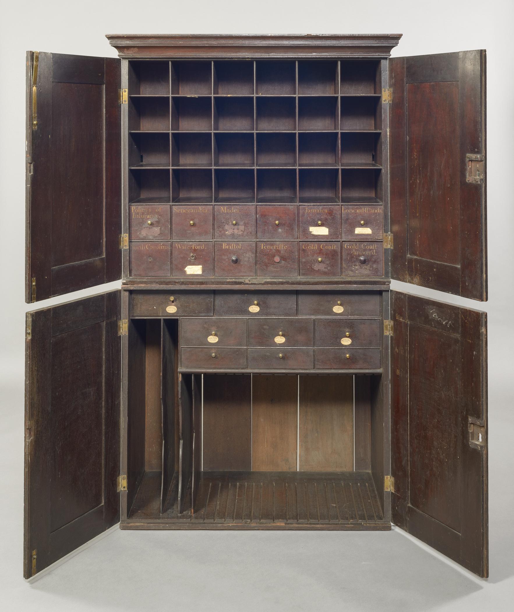 2017.0004 Cabinet, view 3