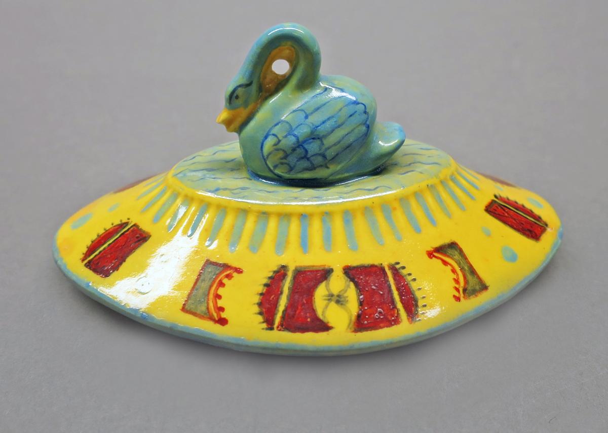 2017.0012.002 B Teapot, lid, overall