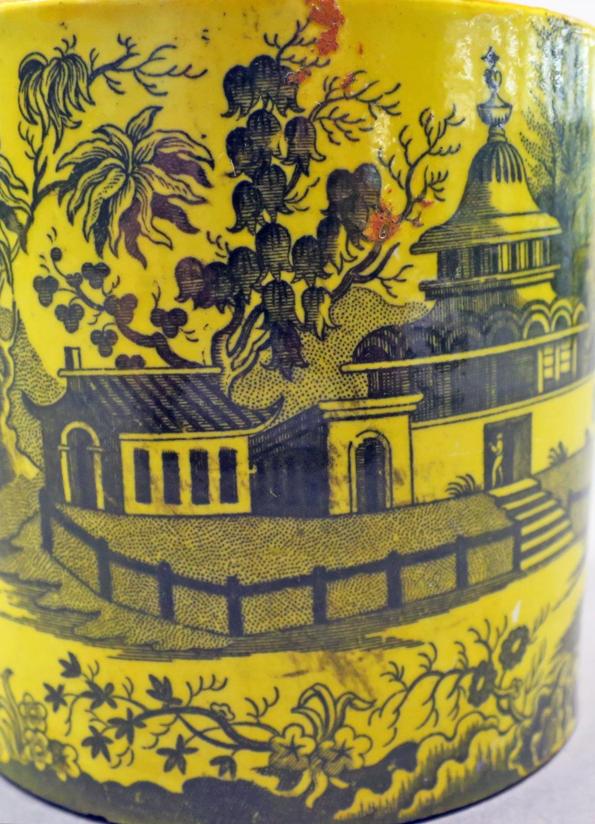 2017.0012.004 Mug, side, detail 5