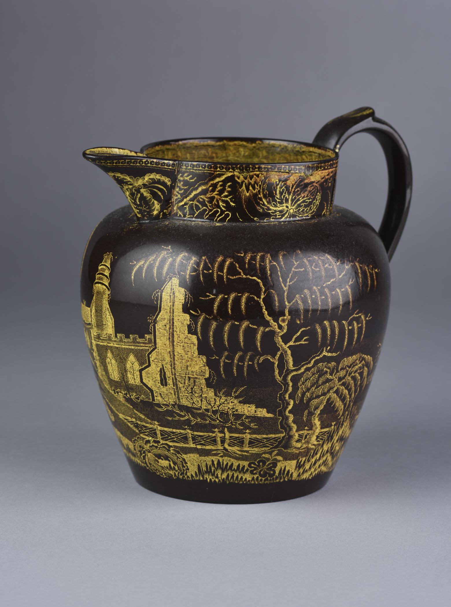 2017.0012.005 Jug, view 3