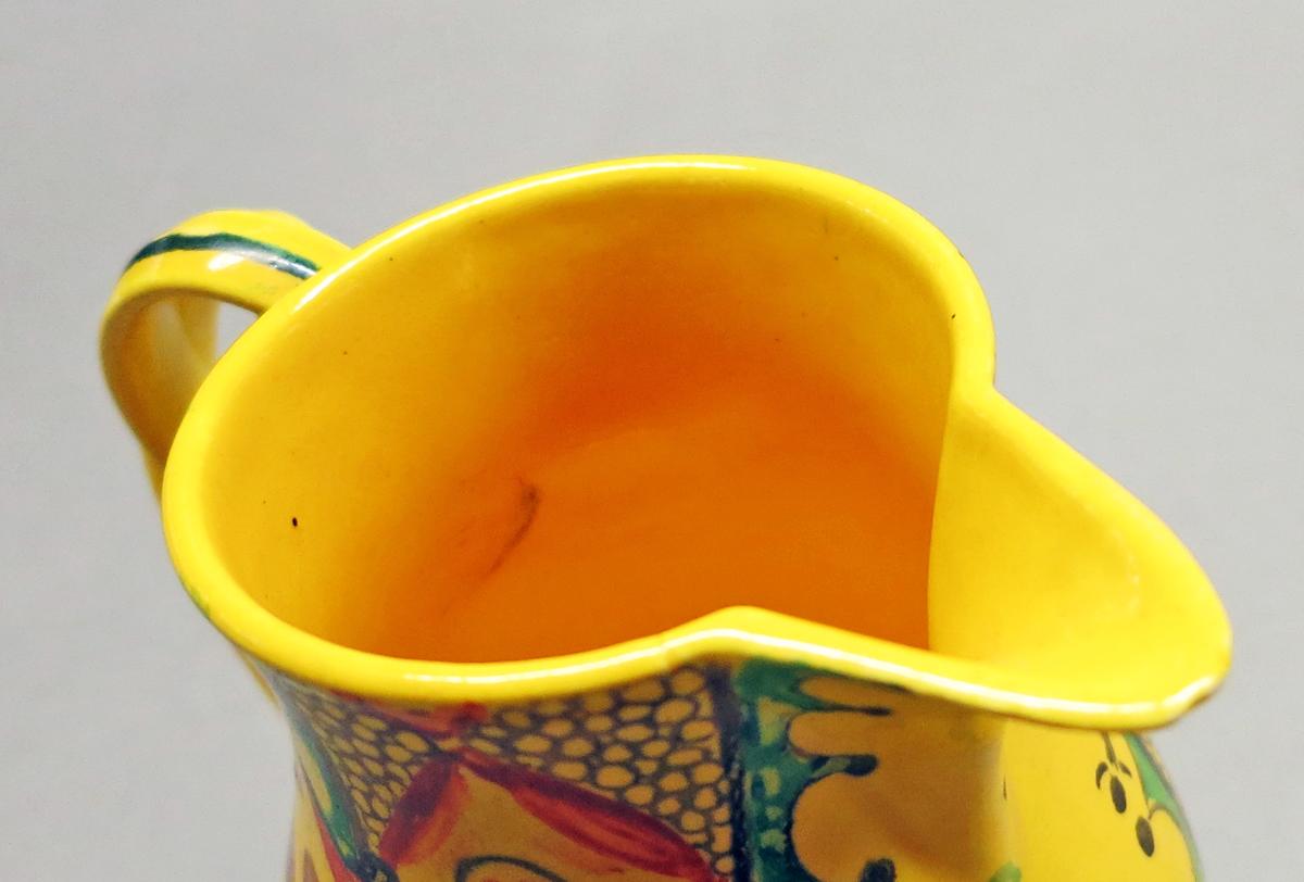 2017.0012.012 A Cream or milk jug, detail 1