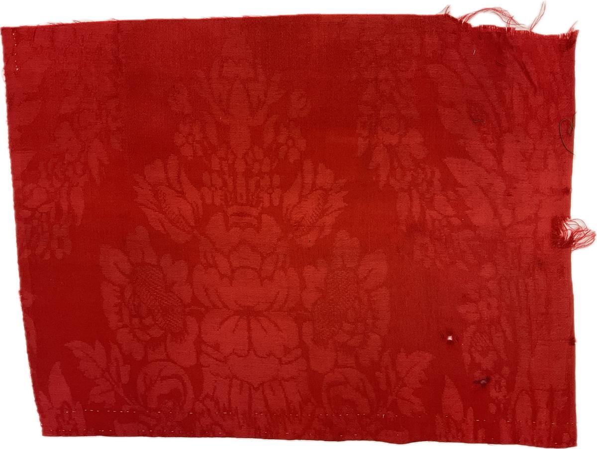 2017.0019.010 Upholstery fragment, Ex-upholstery, Reg Image, overall