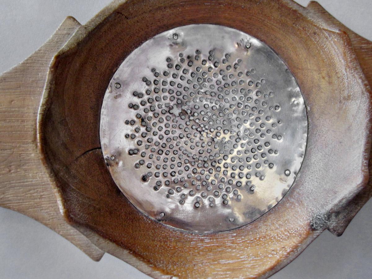 1959.1720 Strainer, detail 1