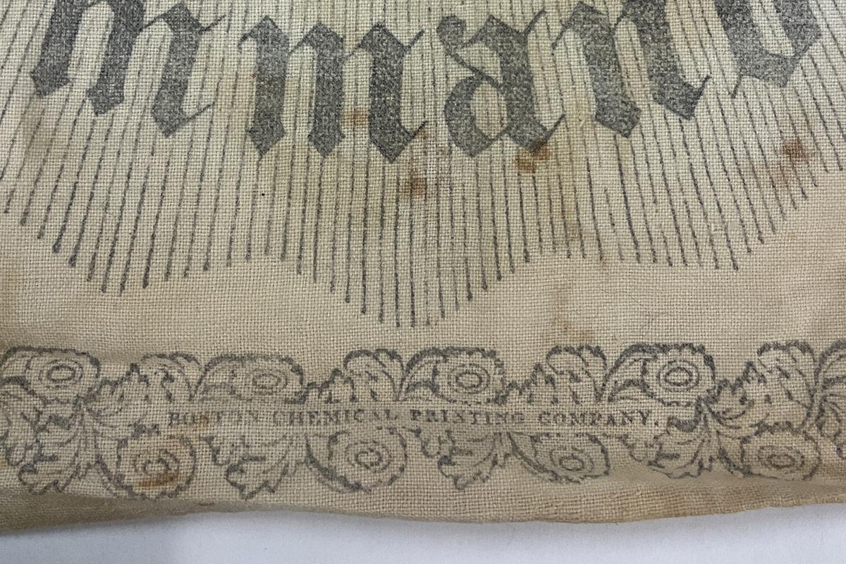 2017.0019.069.015 Handkerchief, detail
