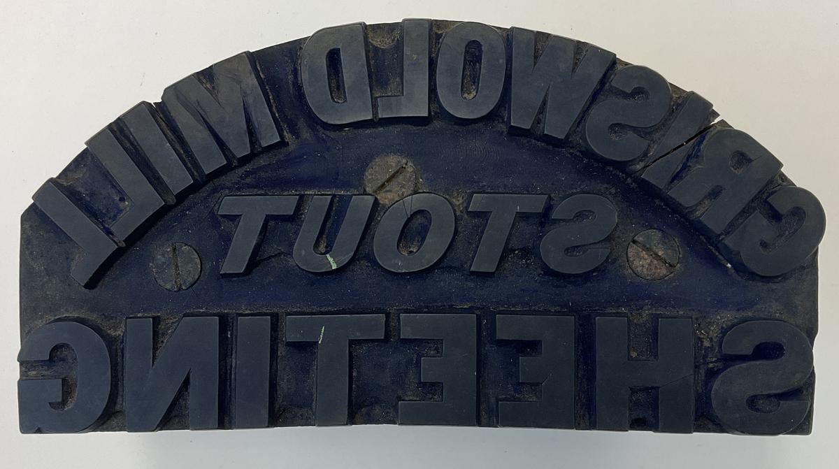2017.0019.069.017 Tool (for textiles), Textile printing block, Reg Image, overall