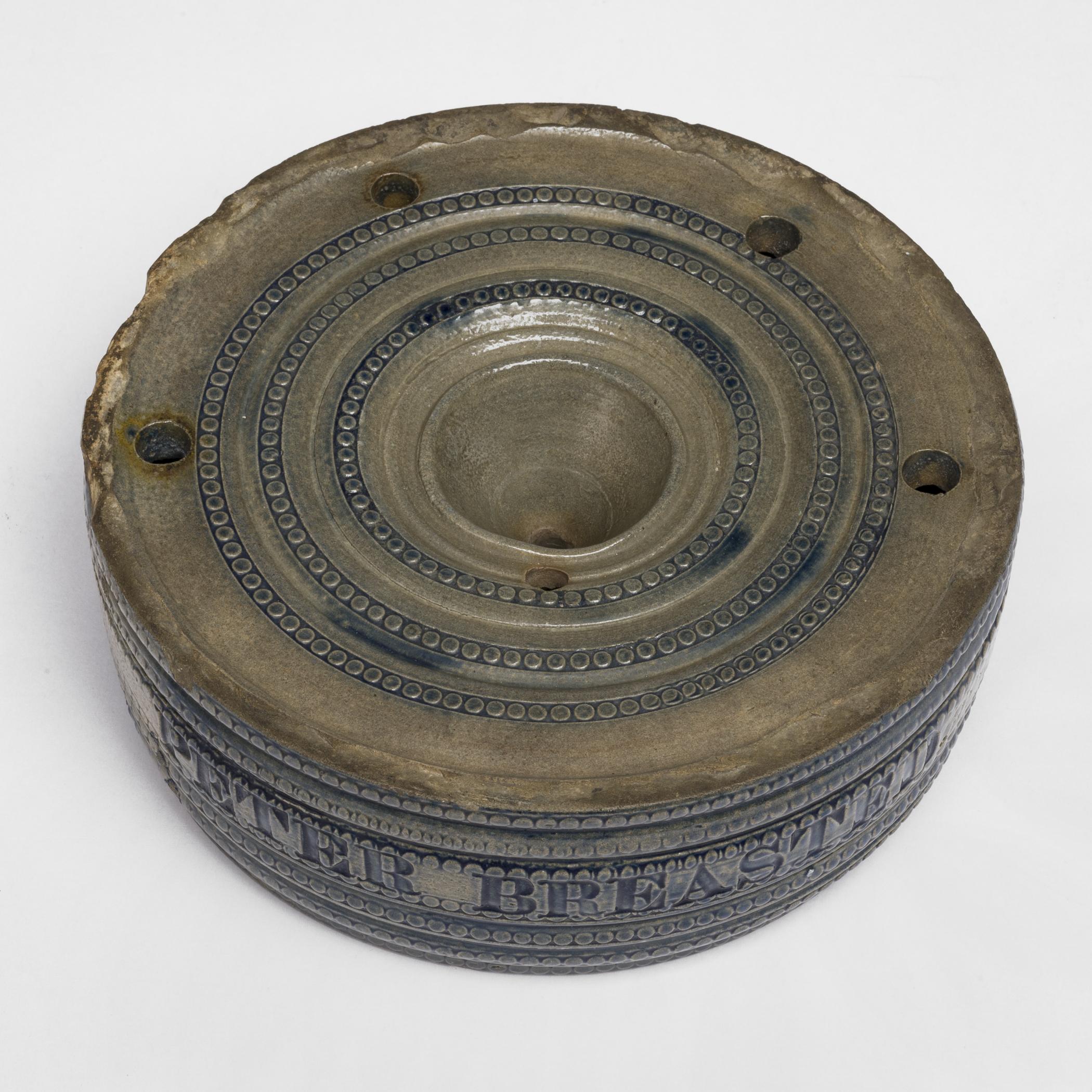 1959.1755 Inkwell, view 4