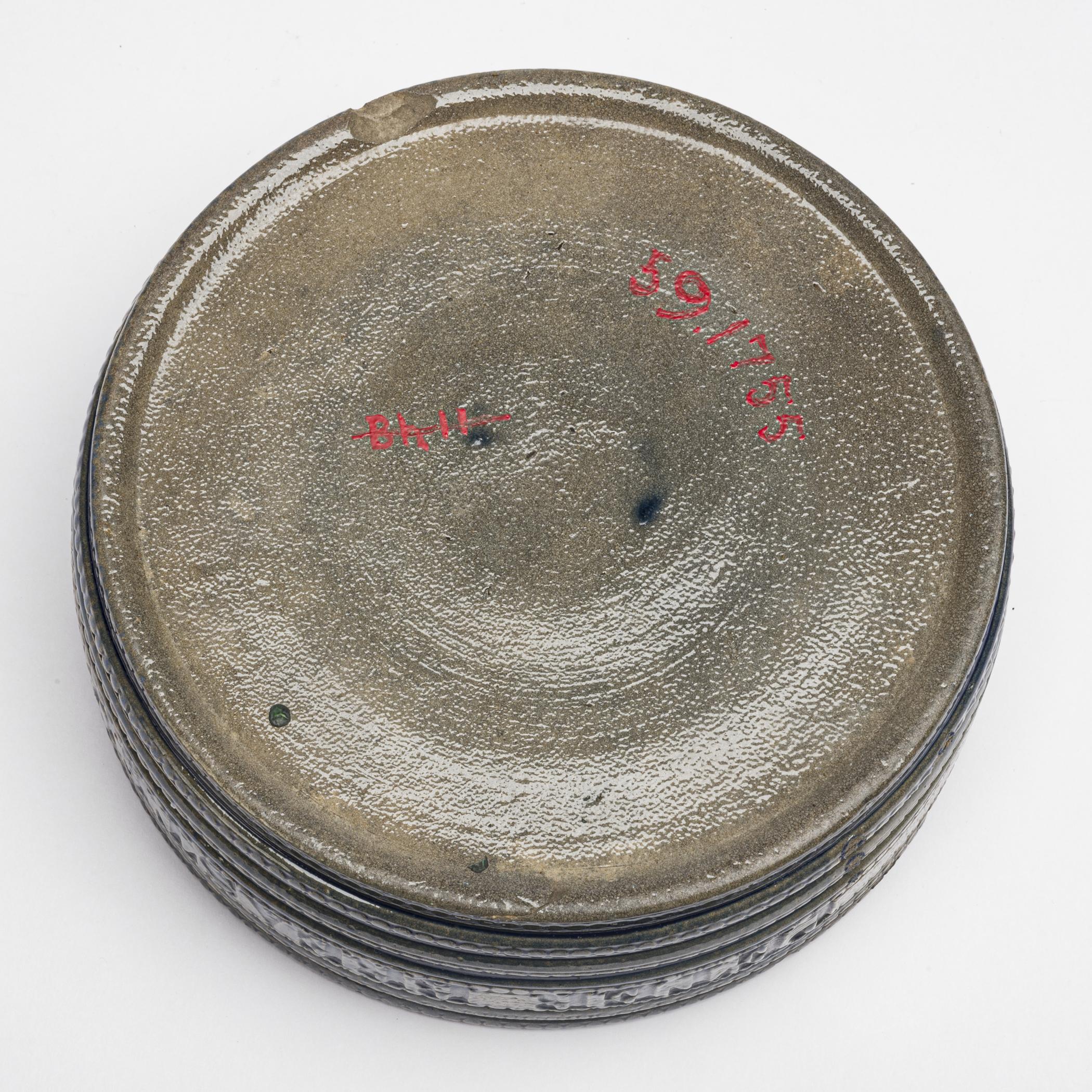 1959.1755 Inkwell, view 6