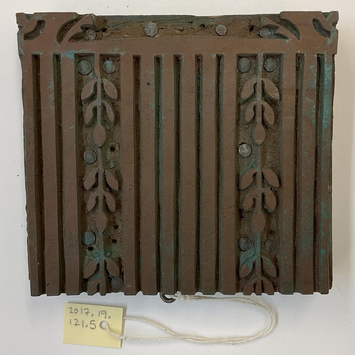 2017.0019.121.005 Tool (for textiles), Textile printing block, Reg Image, overall
