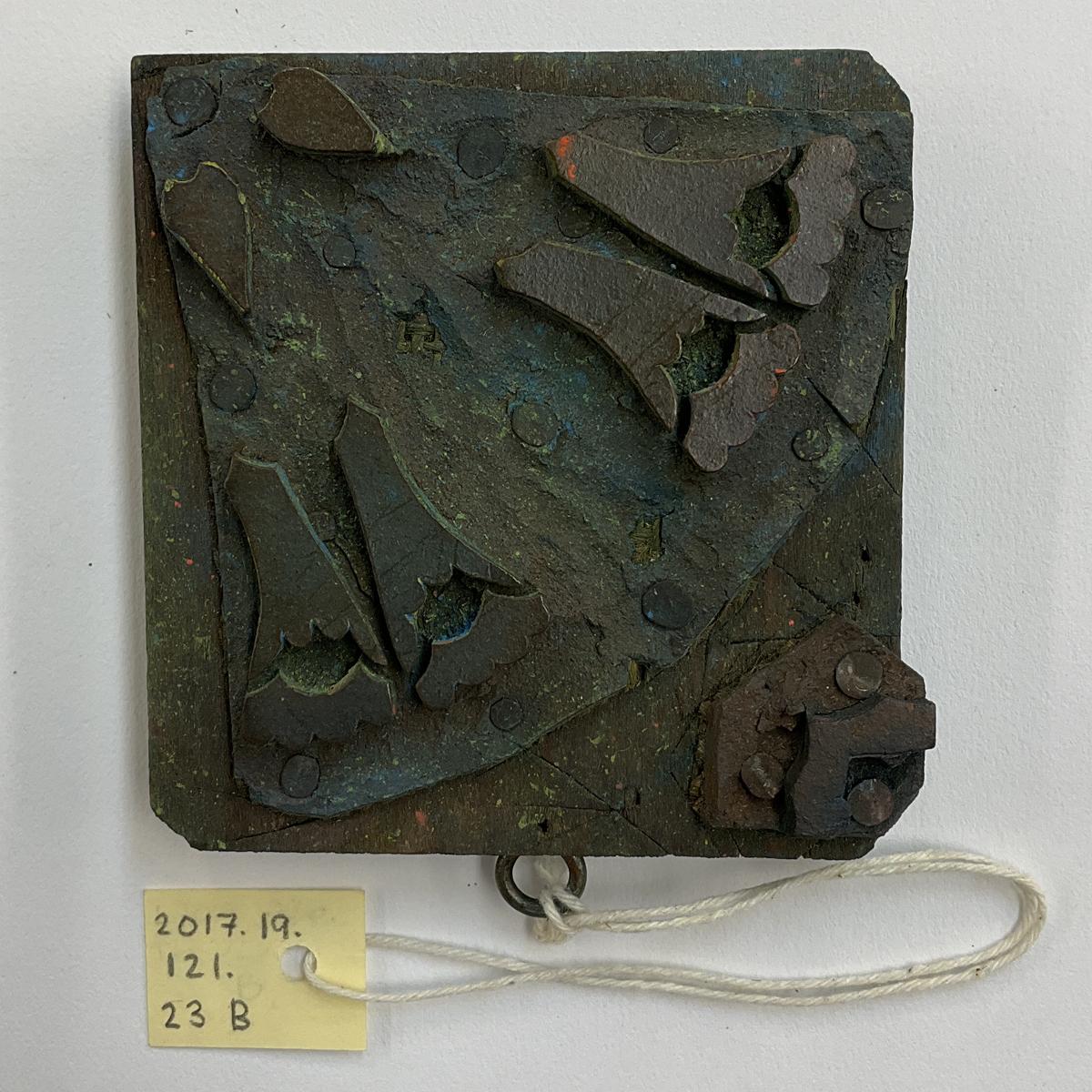 2017.0019.121.023 B Tool (for textiles), Textile printing block, Reg Image, overall