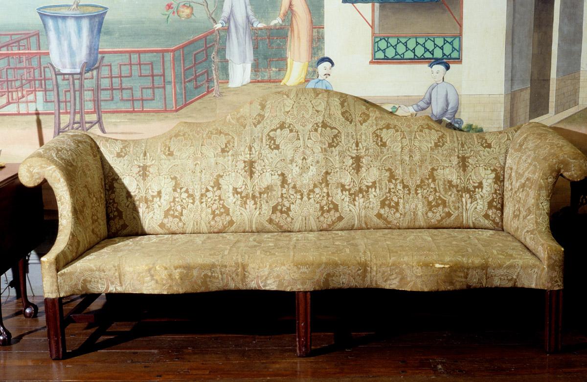 1951.0007 Sofa (overall)