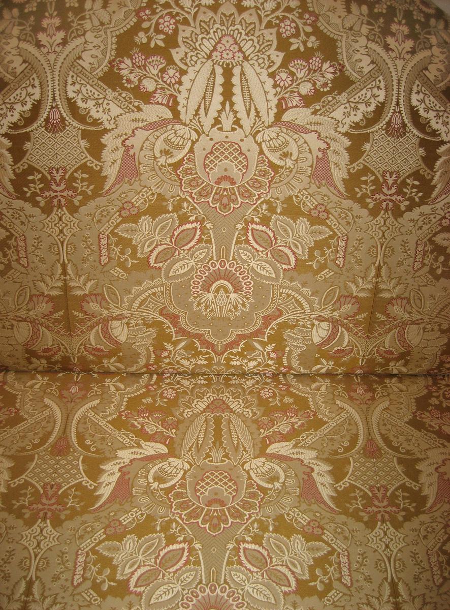 1951.0007 Sofa fabric detail