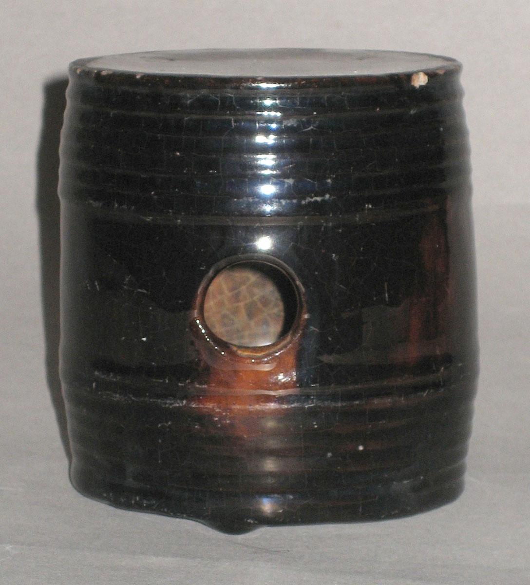 1953.0188.004 Bottle
