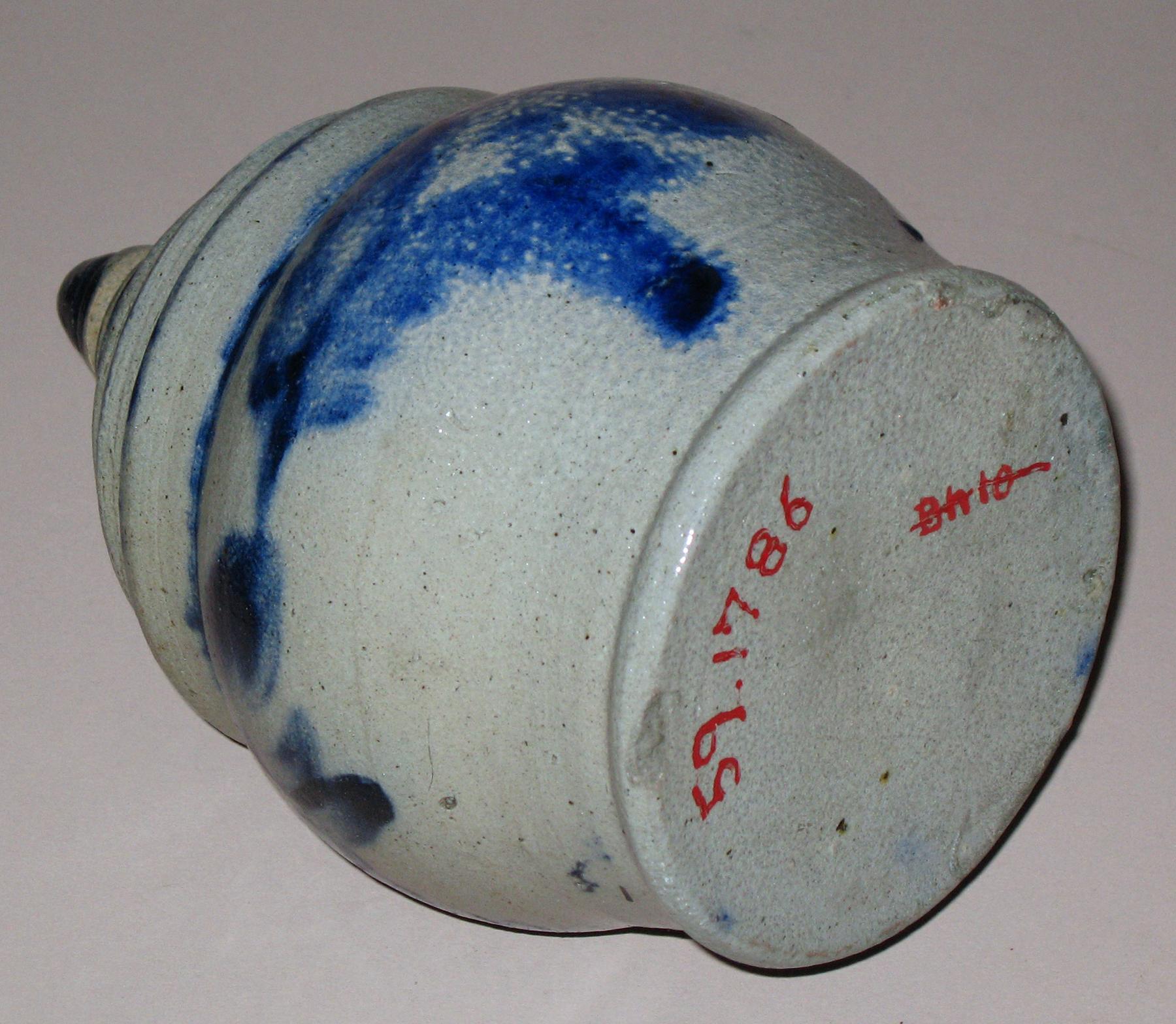 1959.1786 Salt-glazed stoneware bank (bottom)