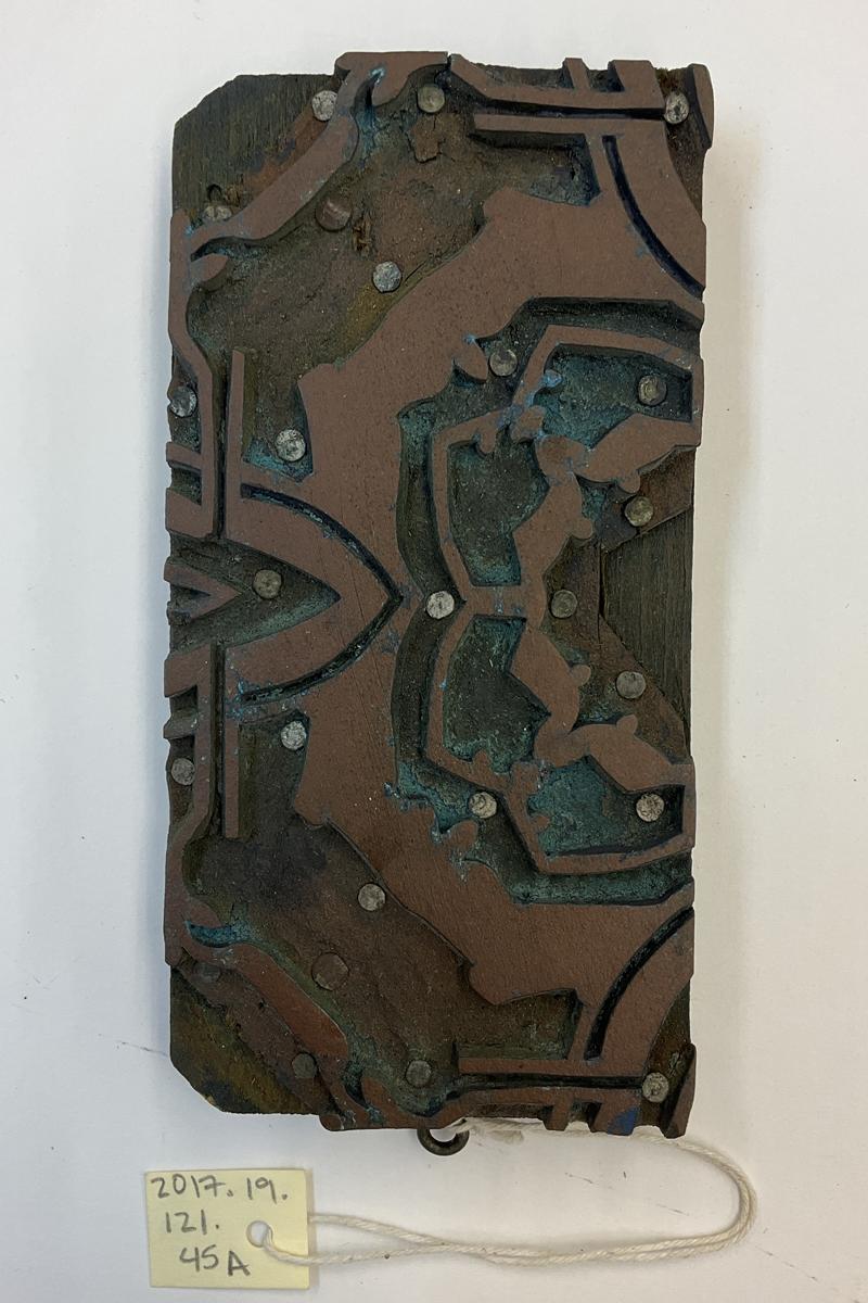 2017.0019.121.045 A Tool (for textiles), Textile printing block, Reg Image, overall
