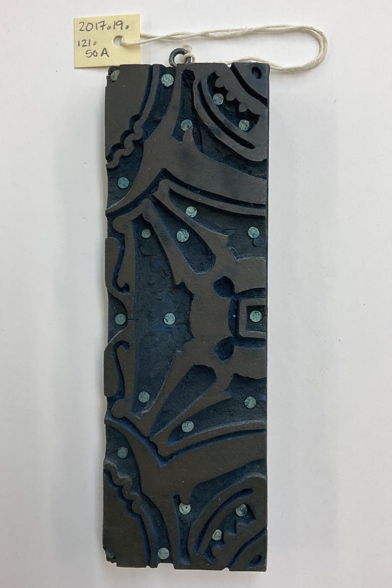 2017.0019.121.050 A Tool (for textiles), Textile printing block, Reg Image, overall