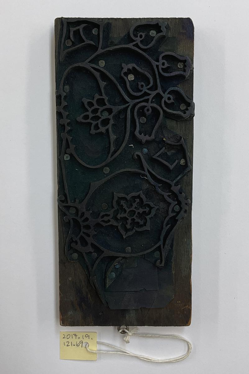 2017.0019.121.069 Tool (for textiles), Textile printing block, Reg Image, overall