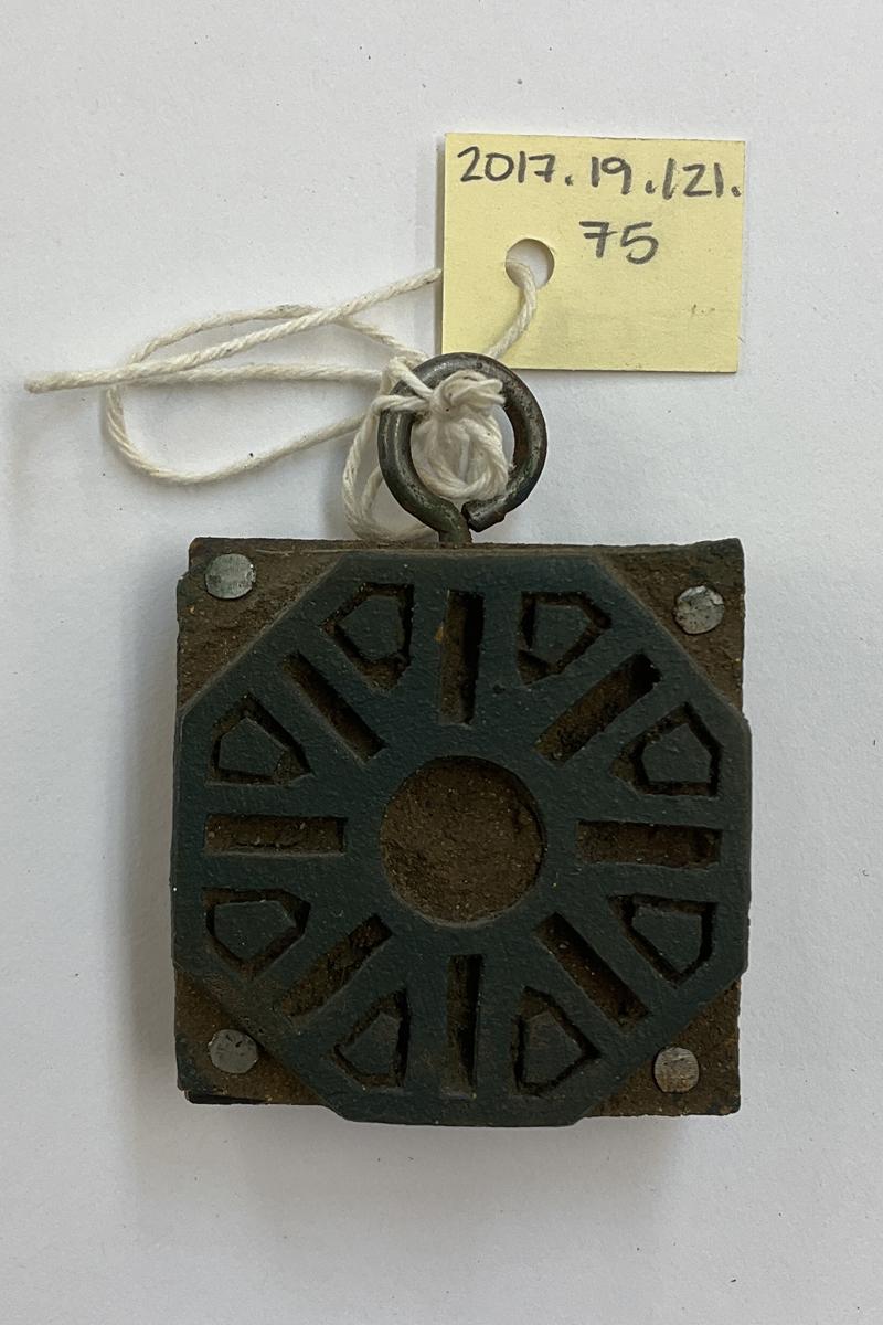 2017.0019.121.075 Tool (for textiles), Textile printing block, Reg Image, overall