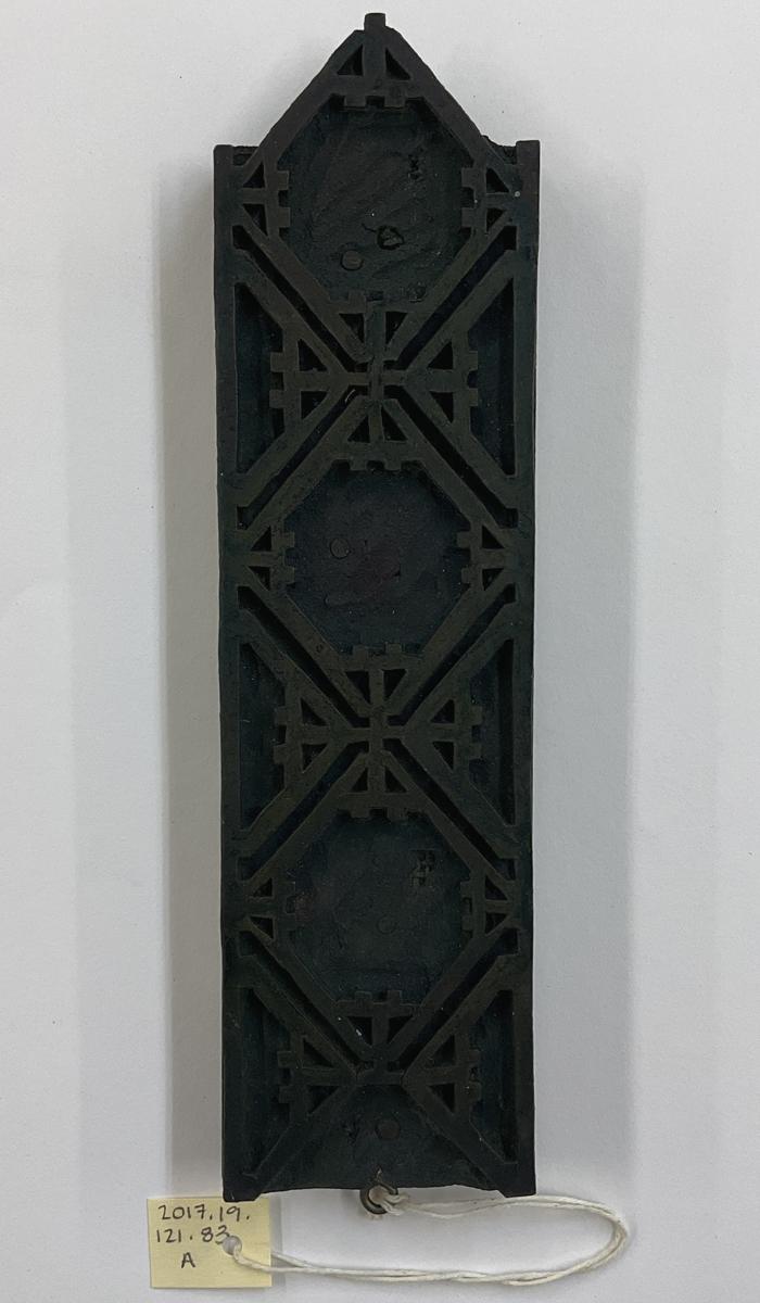 2017.0019.121.083 A Tool (for textiles), Textile printing block, Reg Image, overall