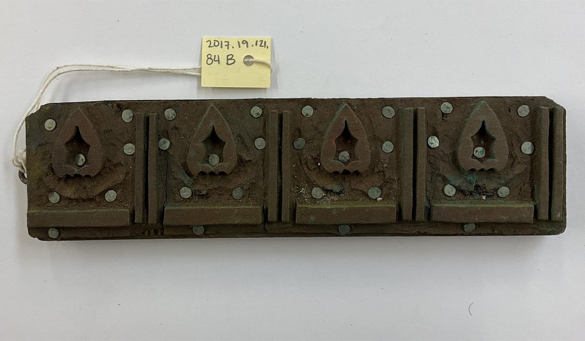 2017.0019.121.084 B Tool (for textiles), Textile printing block, Reg Image, overall