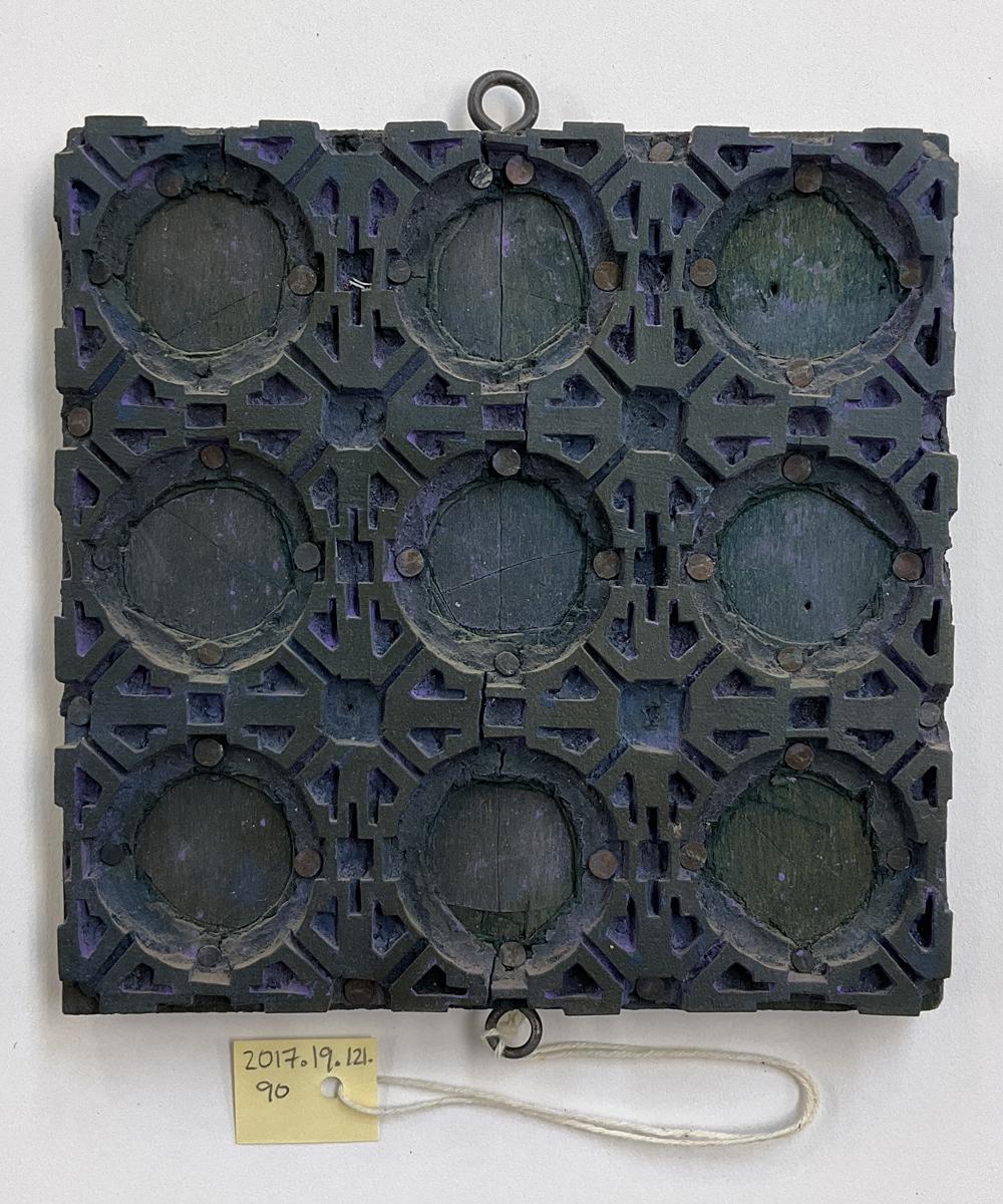 2017.0019.121.090 Tool (for textiles), Textile printing block, Reg Image, overall